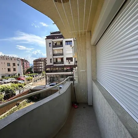Cozy One Bedroom Yukarı Cuma
