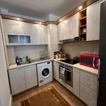 Cozy One Bedroom Daire